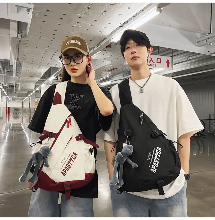 Women's Large Capacity Crossbody Bag White Red 2026 — feature 16