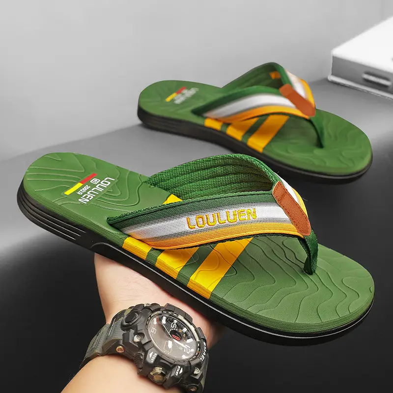 Factory direct 2024 summer new slippers men wear non-slip beach flip-flops flip-flops household slippers