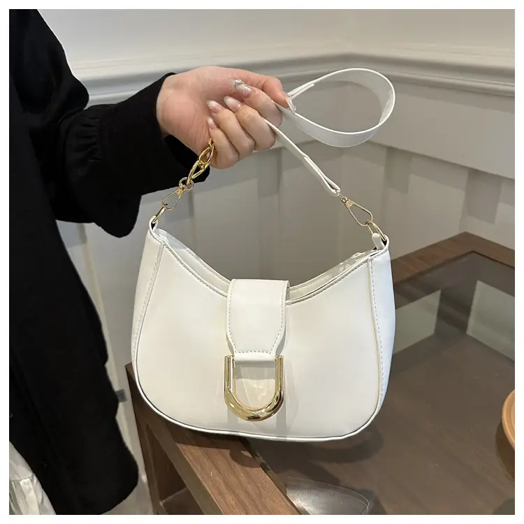 Women's New Crescent Saddle Bag Brown High-End Chain Shoulder - Image 6