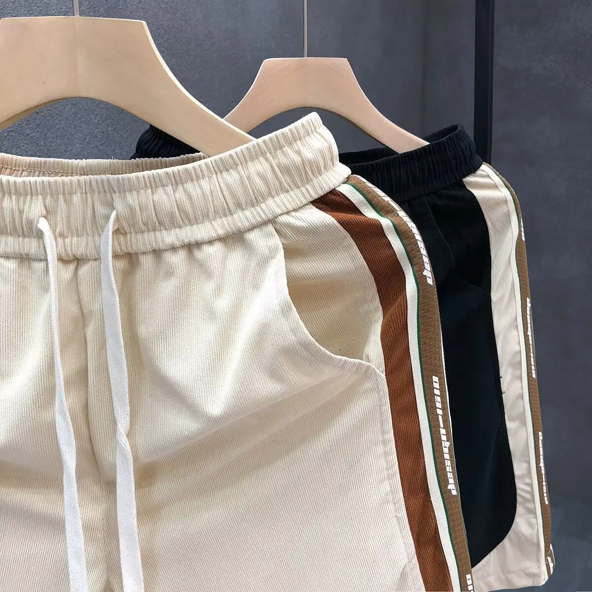 Men's American Shorts Beige Brown Drawstring Casual Shorts - Image 7
