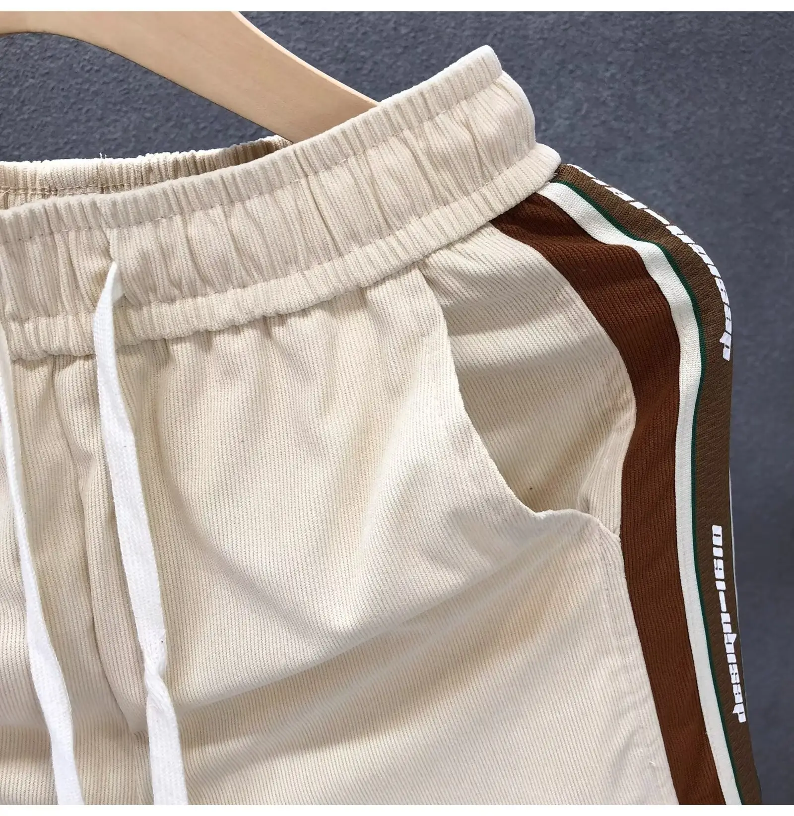 Men's American Shorts Beige Brown Drawstring Casual Shorts — feature 13
