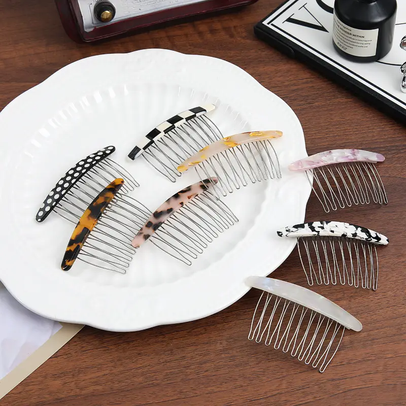 Women's Hair Comb with Leopard Print Design - Image 10