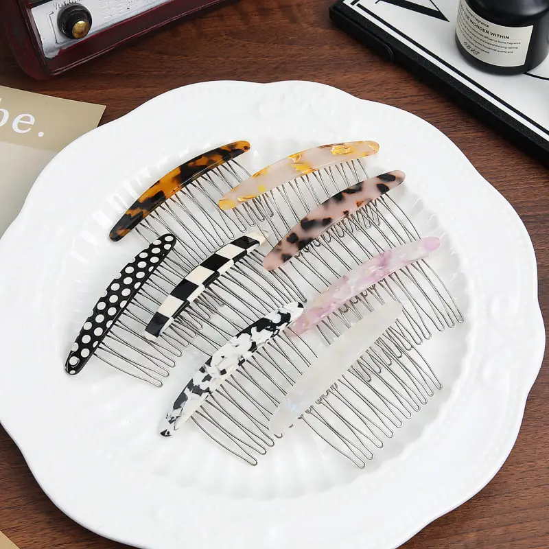 Women's Hair Comb with Leopard Print Design - Image 11