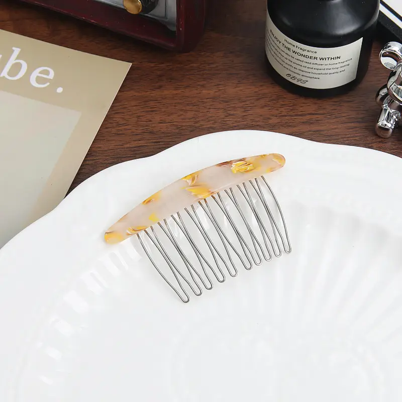 Women's Hair Comb with Leopard Print Design - Image 7