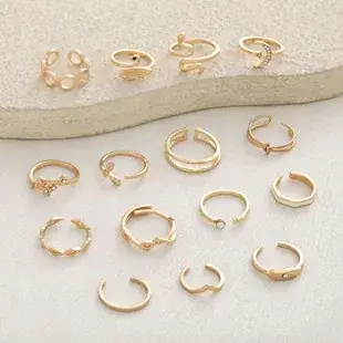 10-Piece Gold Plated Ring Set with Heart, Leaf, Star & Rhinestones — feature 6