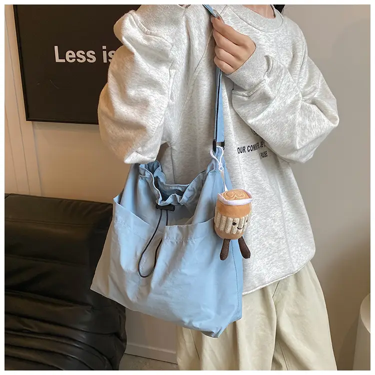 Women's Canvas Shoulder Bag Large Capacity Tan — feature 13