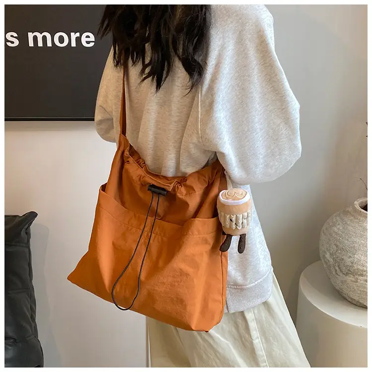 Women's Canvas Shoulder Bag Large Capacity Tan — feature 17