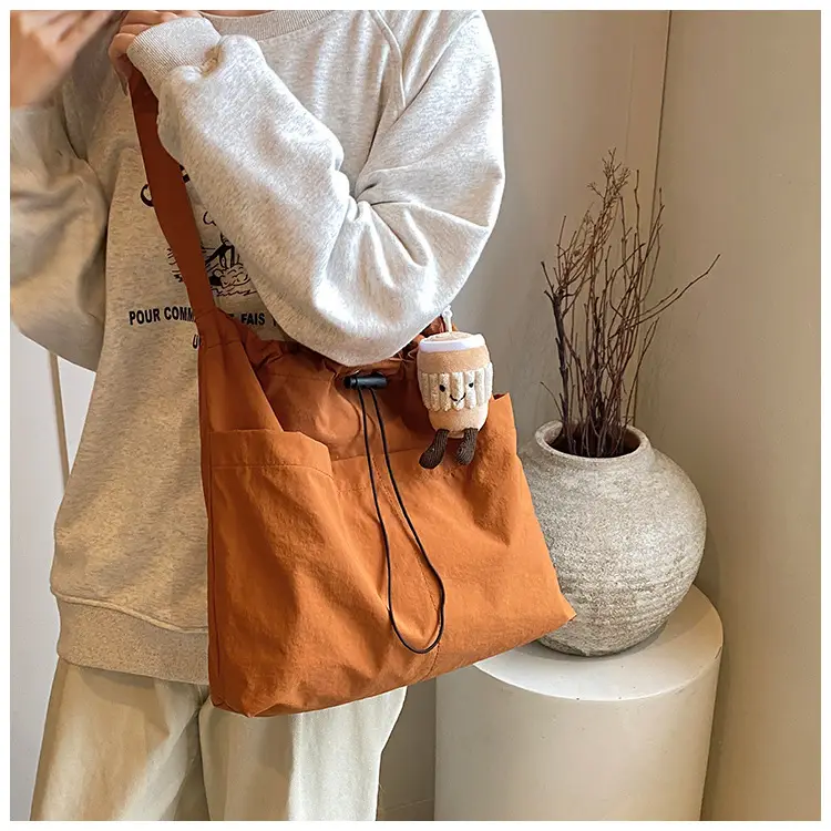 Women's Canvas Shoulder Bag Large Capacity Tan — feature 19