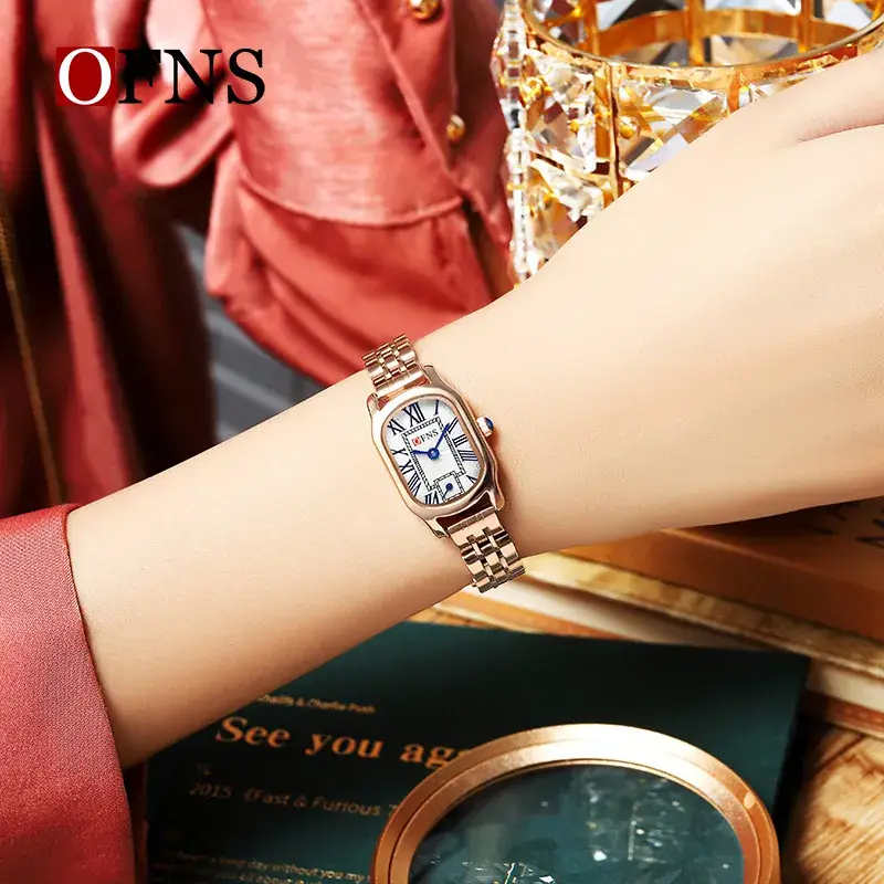 Vintage Roman Dial Women's Quartz Watch with Maroon Strap
