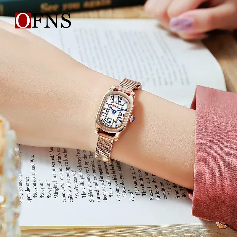 Vintage Roman Dial Women's Quartz Watch with Maroon Strap