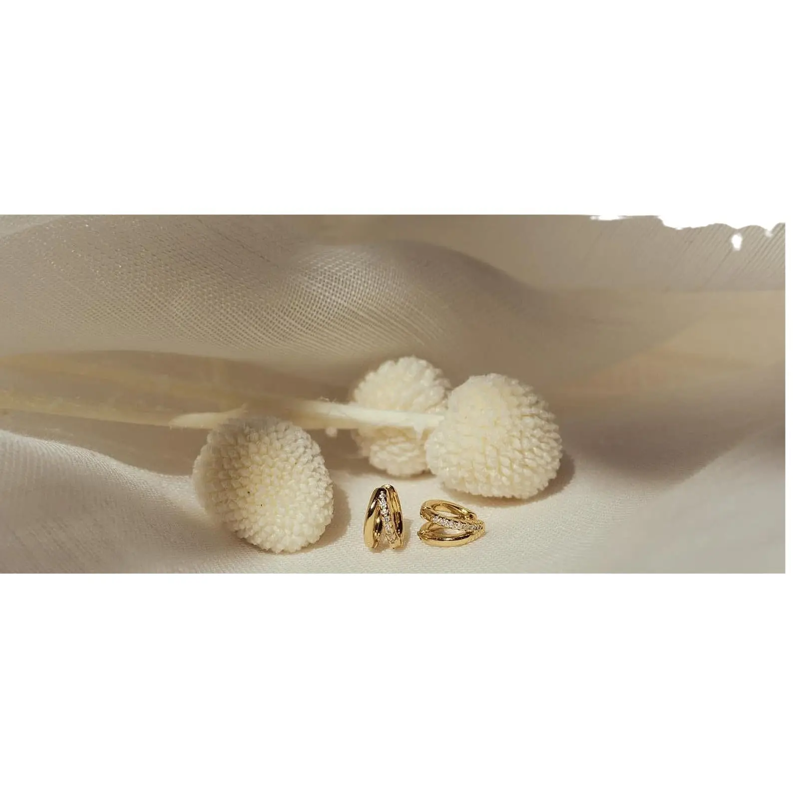 European & American Cross Border Gold Plated Diamond Earrings - Image 6