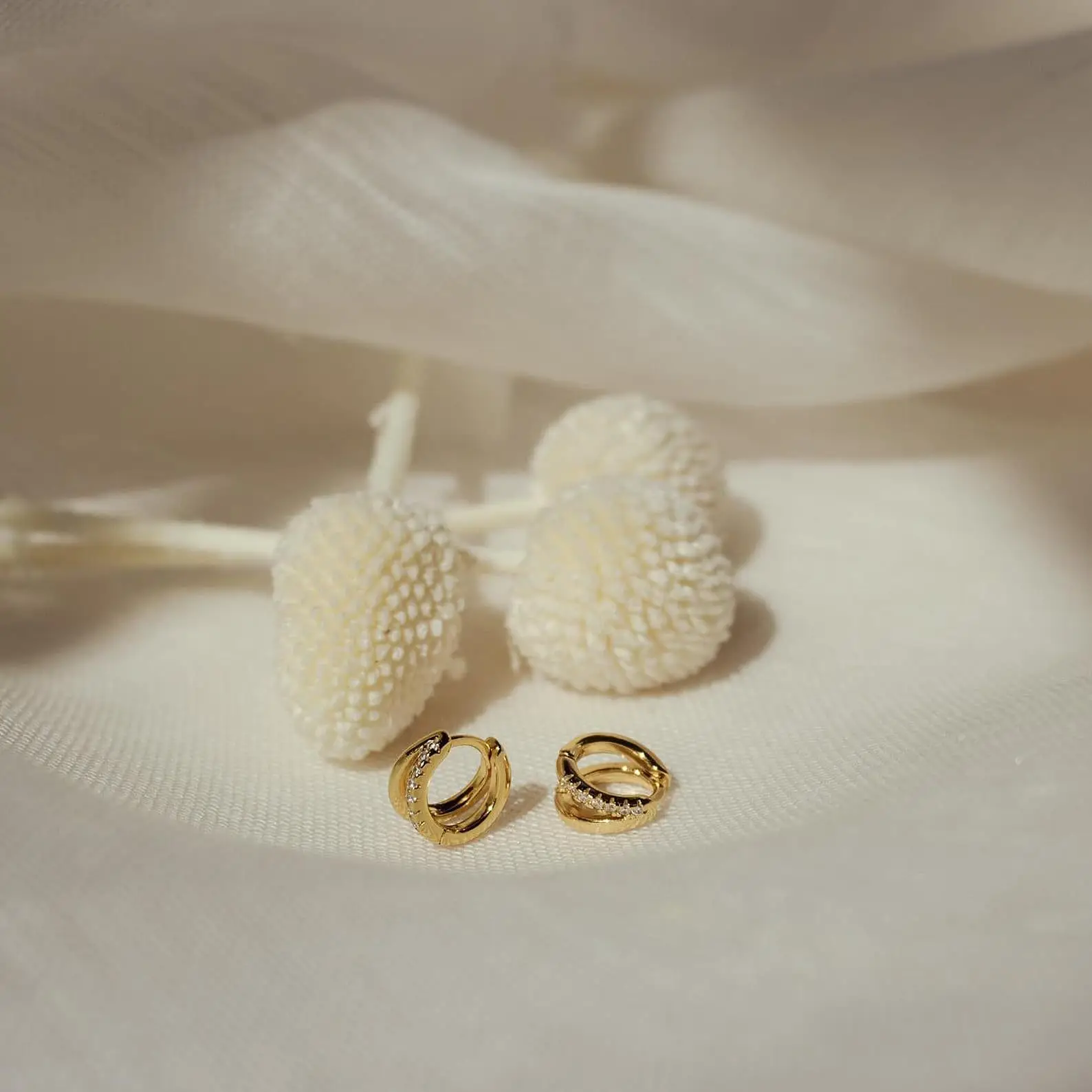 European & American Cross Border Gold Plated Diamond Earrings β feature 3