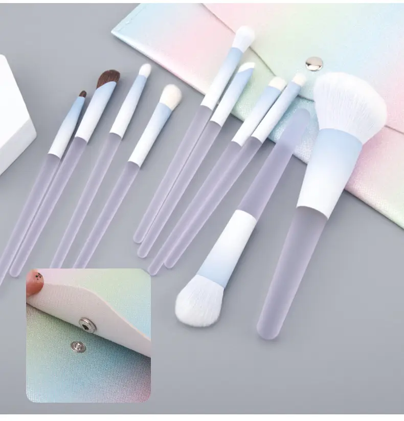 10-Piece Makeup Brush Set with Wool & Animal Hair Brushes — feature 5