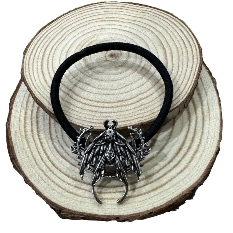 Vintage Skull Moth Hair Ring with Gothic Design - Image 5