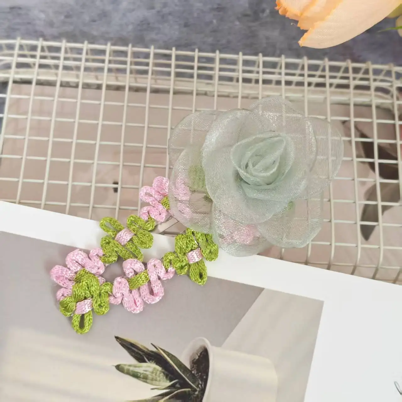 New Chinese Embroidered Flower Headband Women's Cotton Linen Wide Brim Hoop - Image 10