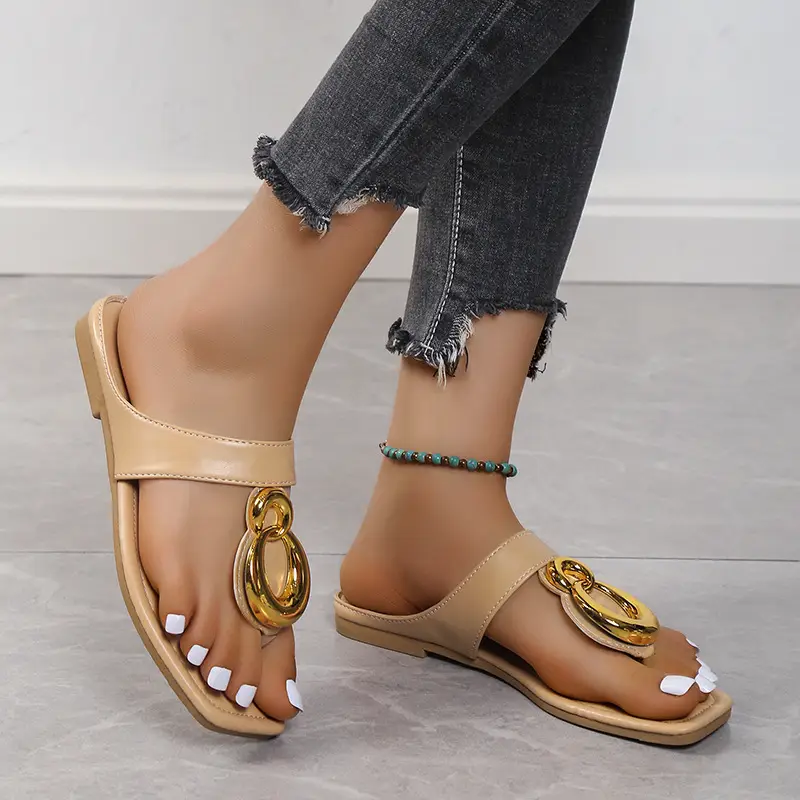 Women Square Toe Metal Clip Sandals 2024 — feature 18