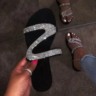 Women Square Toe Metal Clip Sandals 2024 — feature 4