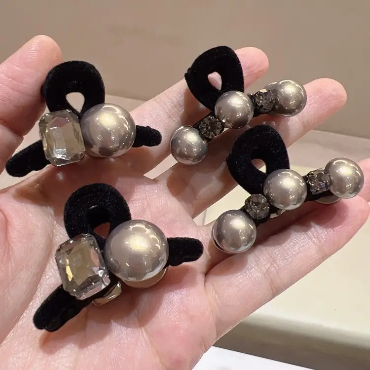Black Pearl Hair Clips with Sparkle Design - Image 3