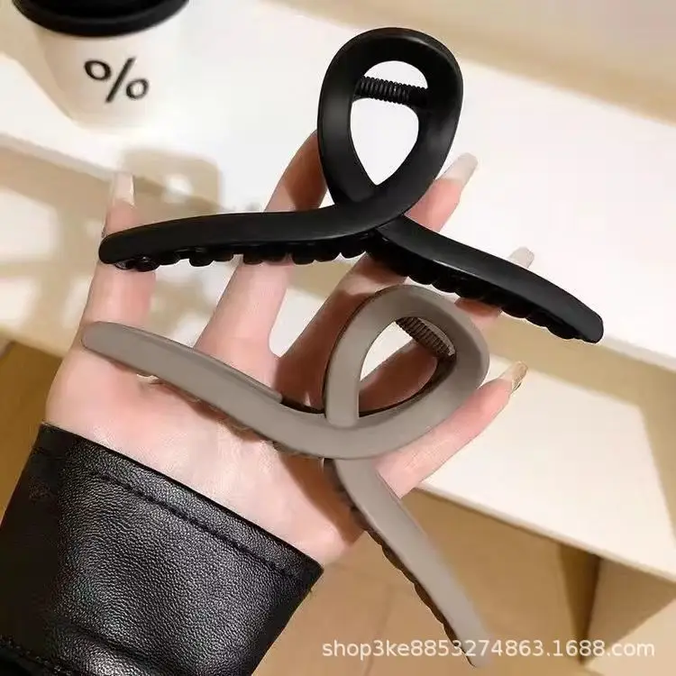 Frosted Hair Clip for Women Summer Bath Use - Image 4