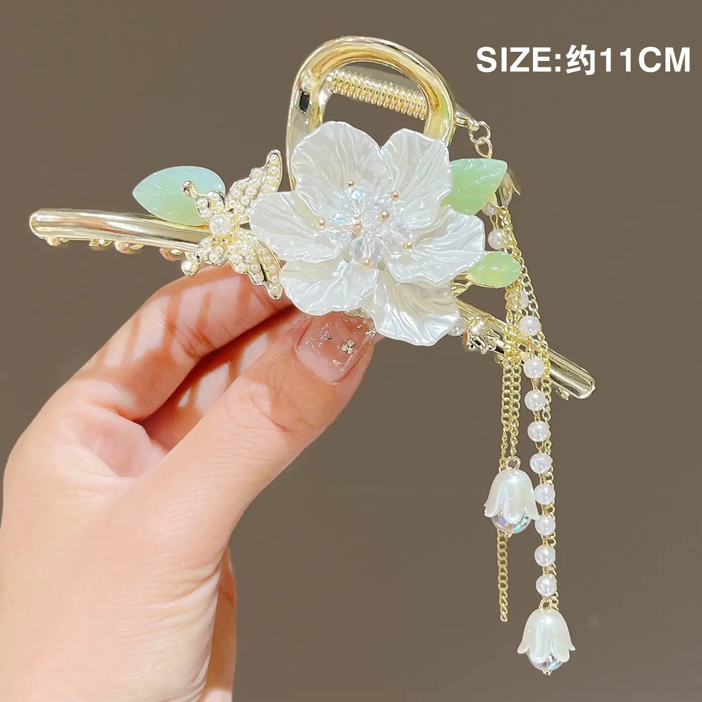 Antique Pearl Hair Clip for Women's Back of Head