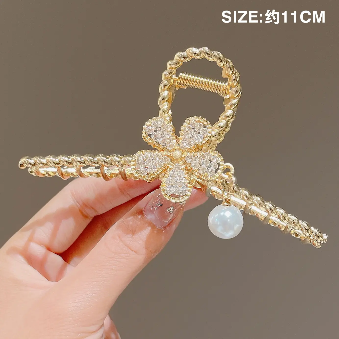 Antique Pearl Hair Clip for Women's Back of Head
