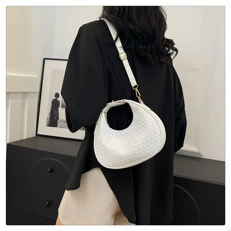 2024 Crescent Bag for Women Retro Shoulder Crossbody — feature 11
