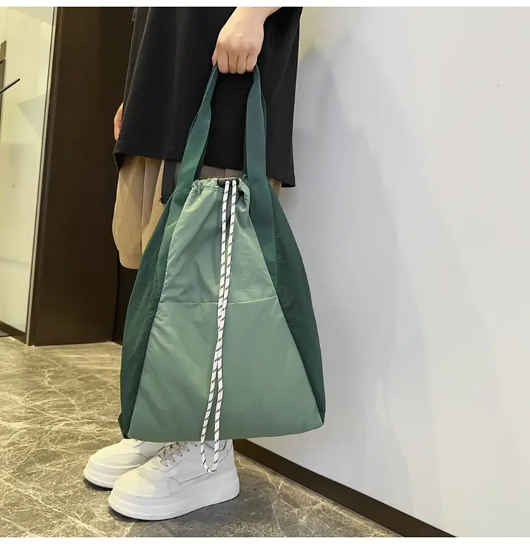 Black Nylon Shoulder Bag for Men Women Waterproof Sports — feature 28