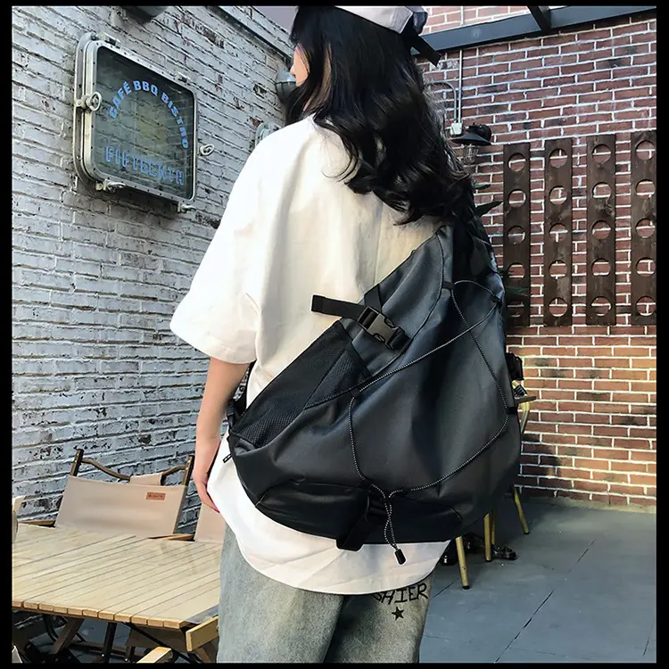 Crossbody Bag Large Capacity Drawstring Casual Travel Shoulder Bag — feature 8