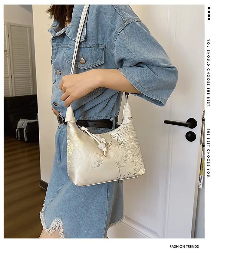 New Silk Jacquard Vintage Handbag Women 2024 — feature 1