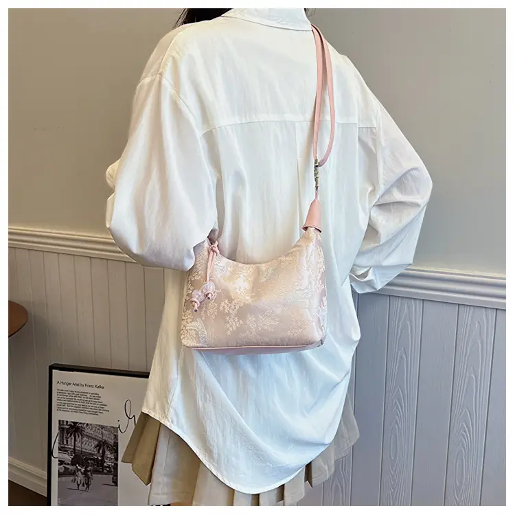 New Silk Jacquard Vintage Handbag Women 2024 — feature 10