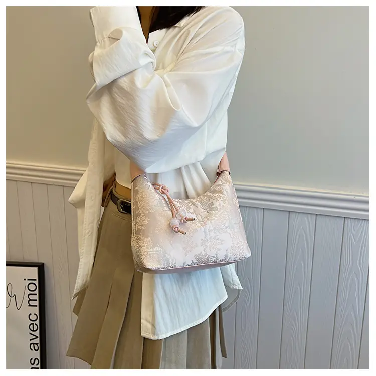 New Silk Jacquard Vintage Handbag Women 2024 — feature 11