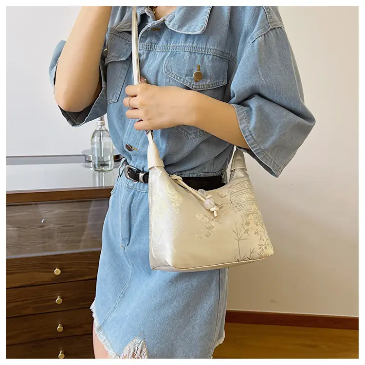 New Silk Jacquard Vintage Handbag Women 2024 — feature 14