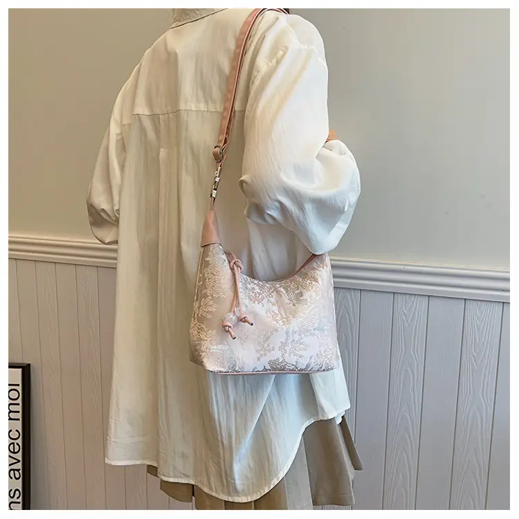 New Silk Jacquard Vintage Handbag Women 2024 — feature 9