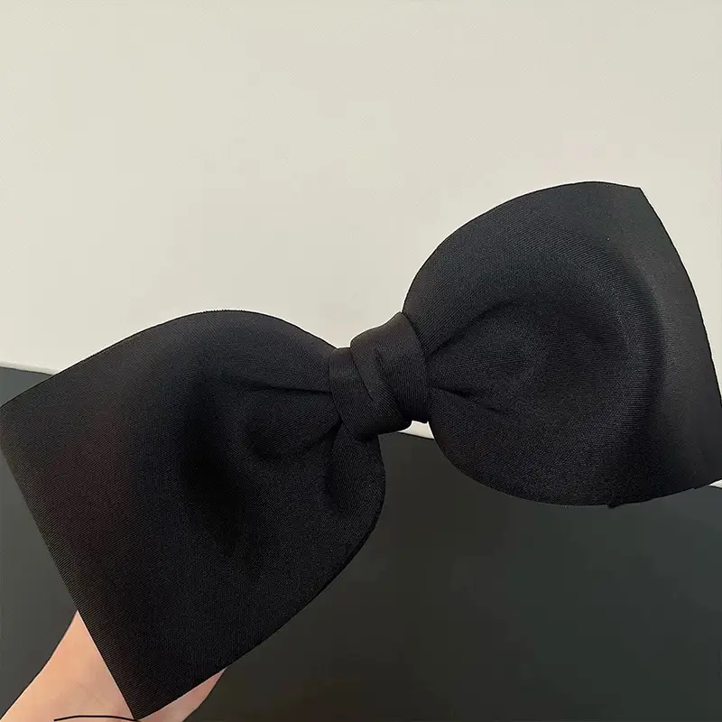 Oversized Pink Bow Hair Clip with Duckbill Design — feature 6
