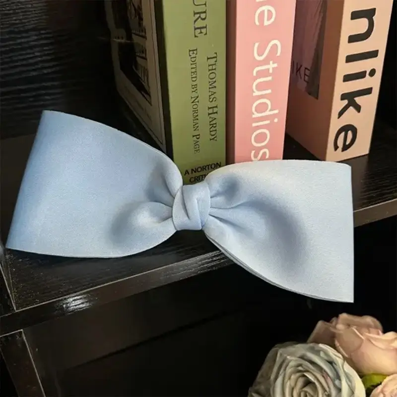 Oversized Pink Bow Hair Clip with Duckbill Design - Image 4