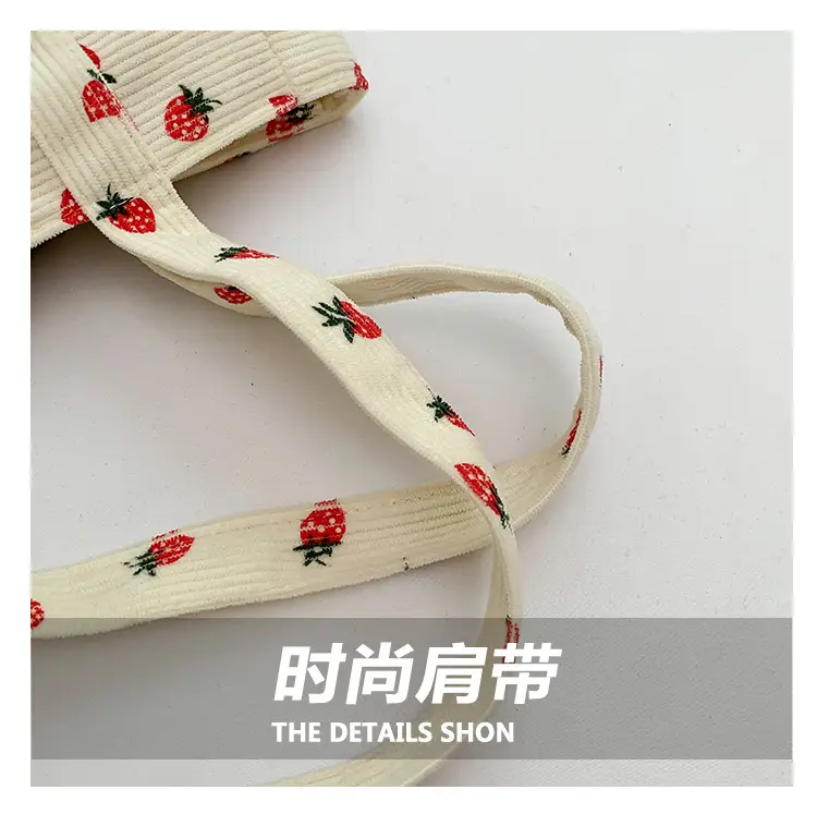 Strawberry Print Shoulder Bag Women's Large Capacity Tote — feature 3