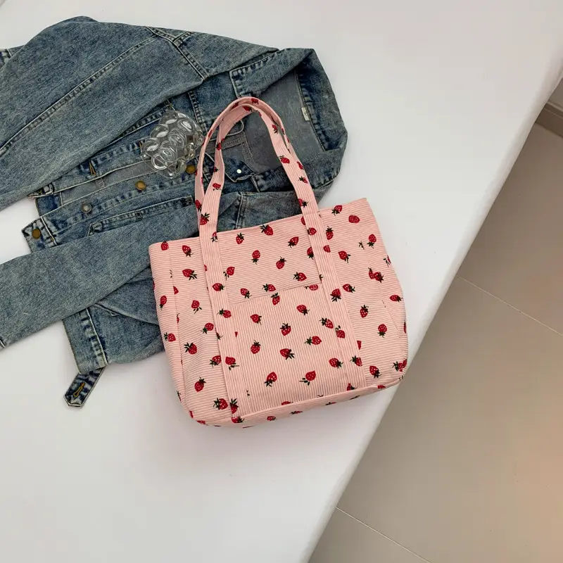 Strawberry Print Shoulder Bag Women's Large Capacity Tote - Image 3