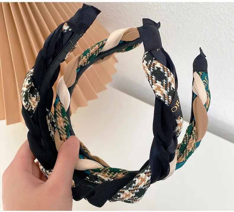 Women's 2024 Hair Bands with Printed Straps — feature 10