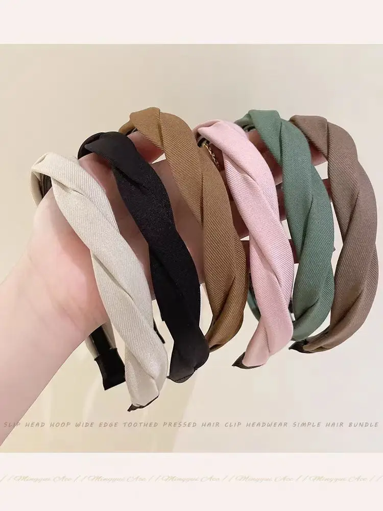 Women's 2024 Hair Bands with Printed Straps — feature 2