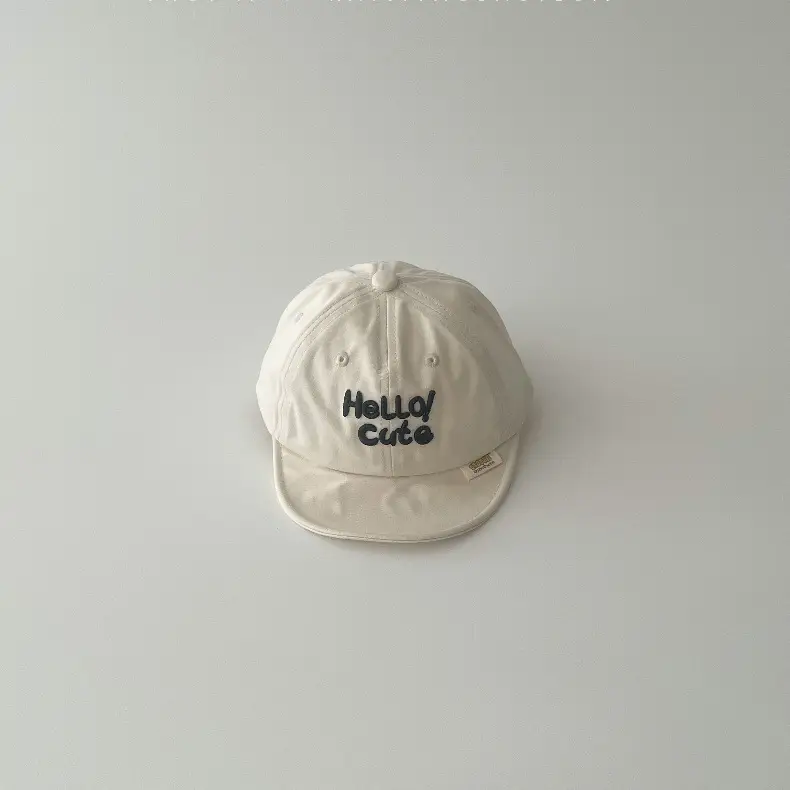 Baby's White Korean Style Sun Hat with Embroidered Letter — feature 11