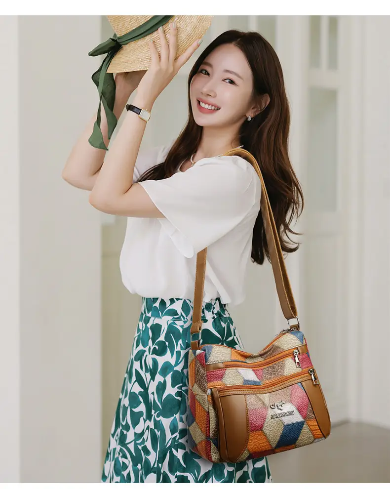Retro Ethnic Shoulder Bag Large Capacity Women's Bag — feature 14