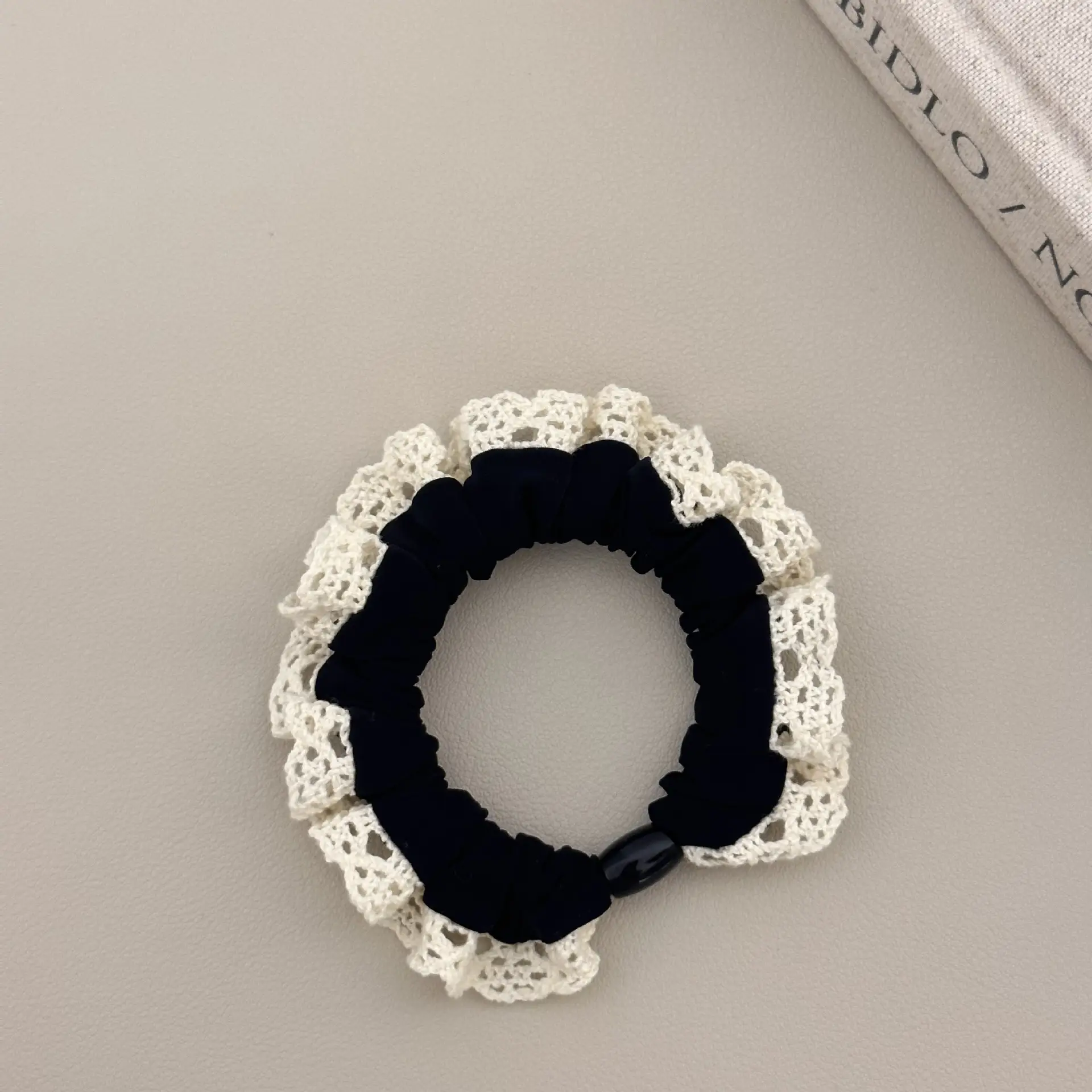 Lace Edge Ice Silk Hair Ring Black Large
