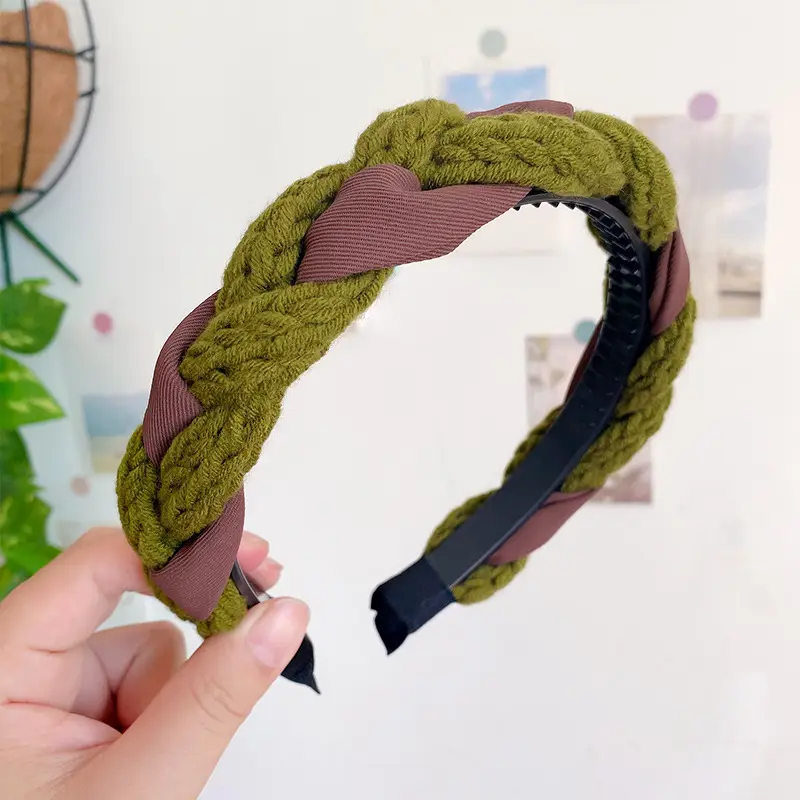 White Pleated Hair Hoop for Women Wide Bristle - Image 11