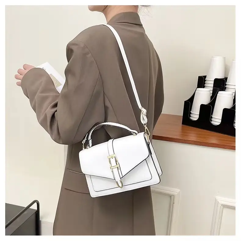 White Mini Shoulder Bag for Women 2024 — feature 7
