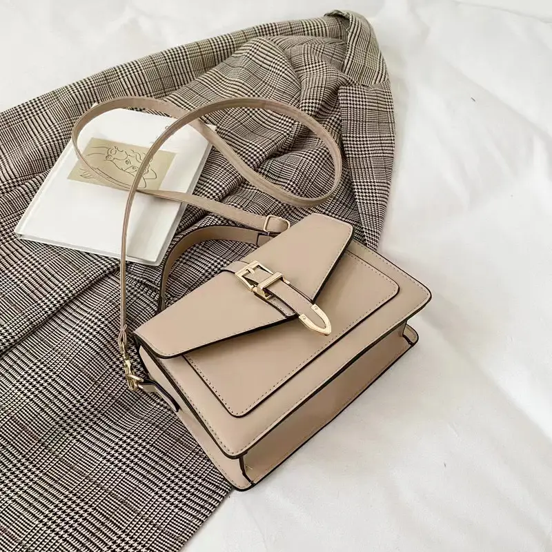White Mini Shoulder Bag for Women 2024