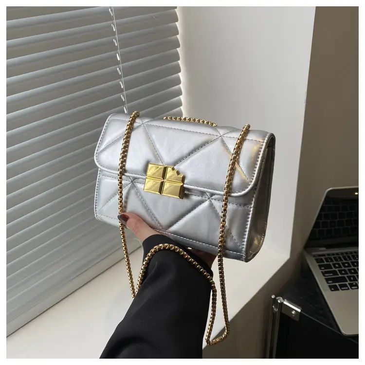 White Quilted Chain Shoulder Bag for Women - Image 5