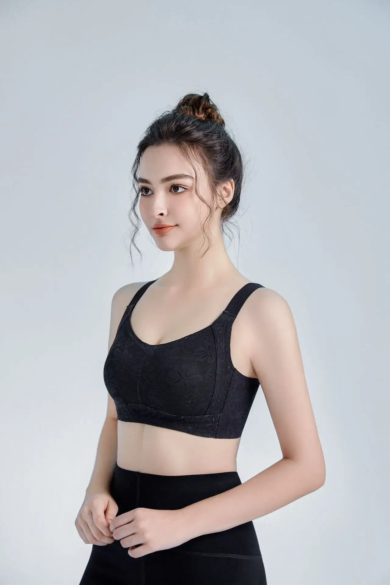 Traceless Women's Thin Sports Bra with Rabbit Ear Design — feature 38