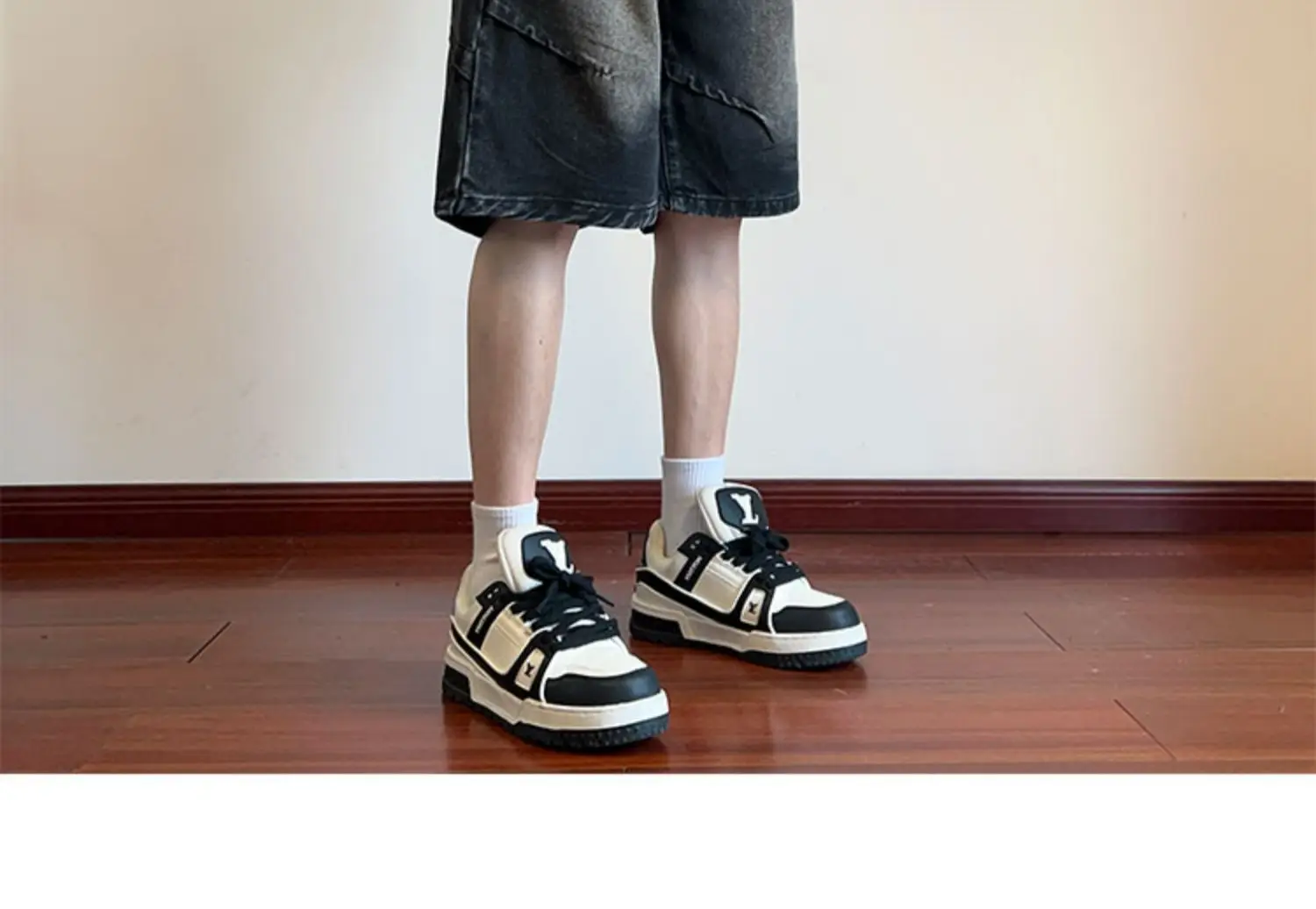 Men Pleated Gradient Denim Shorts 2024 New — feature 15