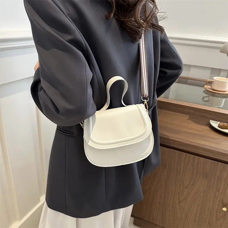 White Saddle Bag for Women, 2024 New Arrival, All-Match Style - Image 7