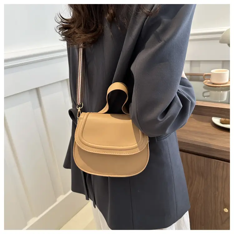 White Saddle Bag for Women, 2024 New Arrival, All-Match Style — feature 22